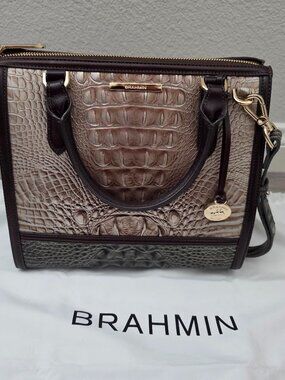 Brahmin Purse (Small Caroline)